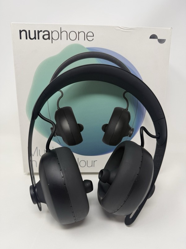 Nura 100B Nuraphone Wireless Bluetooth Over-The-Ear Headphones No Cords UNTESTED