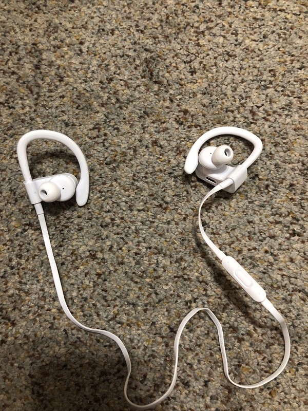 Beats by Dr. Dre ML8W2LL/A Powerbeats3 Wireless In-ear Headphone - White gallery