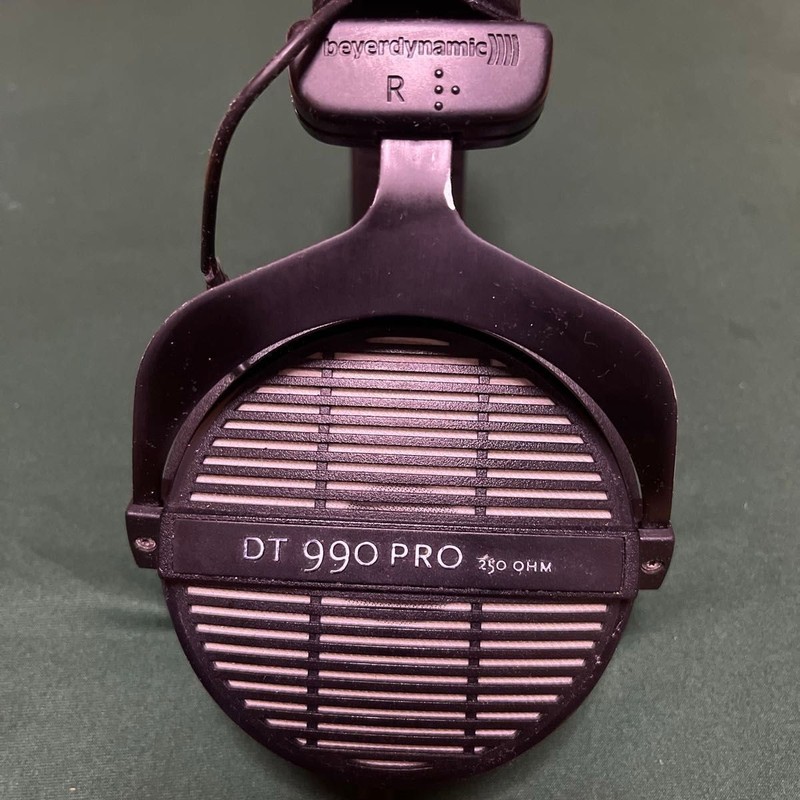 Beyerdynamic DT-990-PRO-250 Open Back Studio Reference Monitor Headphones Used