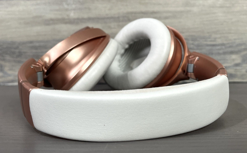 Bose QuietComfort 35 II 2 QC35 Noise Canceling Headphones Limited Ed Rose Gold gallery