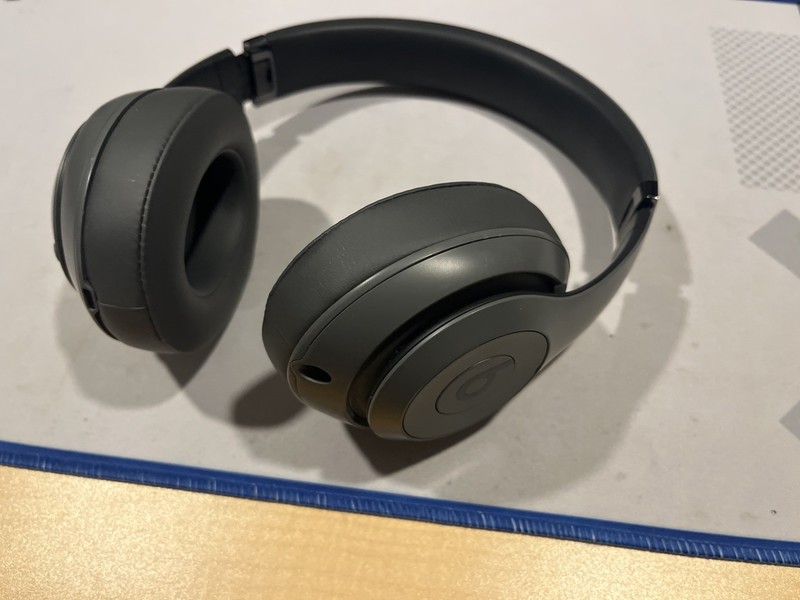 Beats by Dr. Dre Beats Studio 3 Wireless Noise Cancelling Shadow Gray