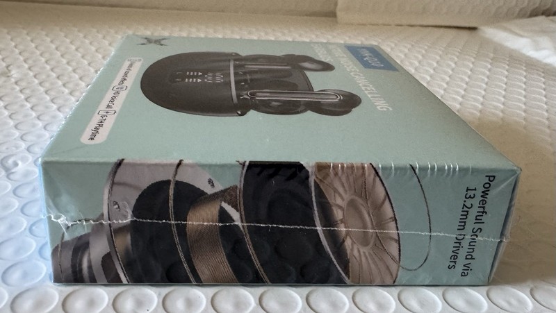 Yyk-q10 black wireless earbuds with noise cancelling technology display, New , gallery
