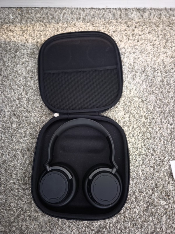Microsoft Surface 2 Over the Ear Headphones – Matte Black