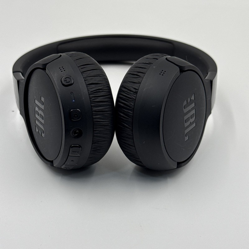 JBL Tune 670NC Wireless On-Ear Headphones with Adaptive Noise Cancelling - Great gallery
