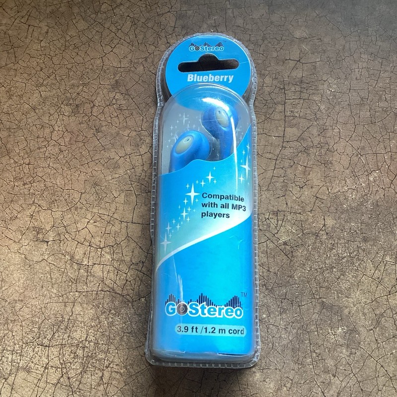 GO STEREO Mini Ear Bud Headphones 3.9’ Cord for ALL MP3 CD CASSETTE PLAYERS NEW