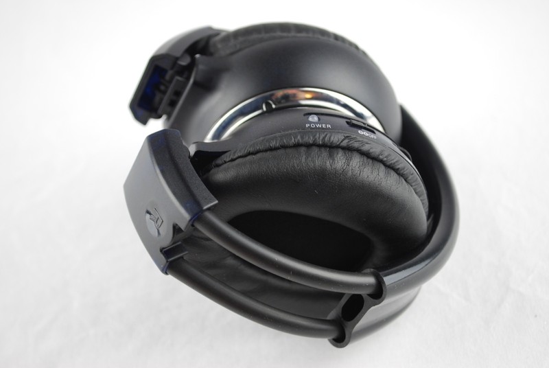 Ouku Two Channel Folding Rear Music System Infrared Headphones gallery