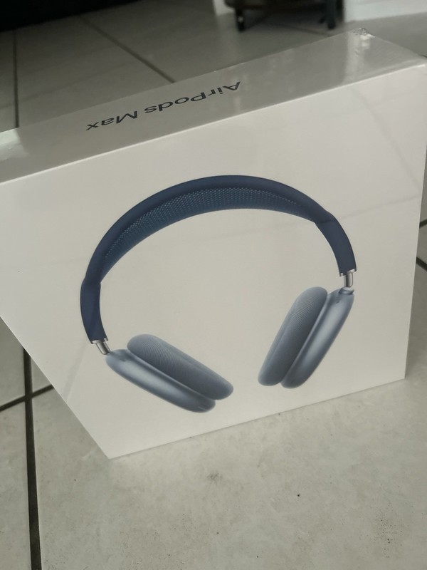AirPods Max 1st Generation