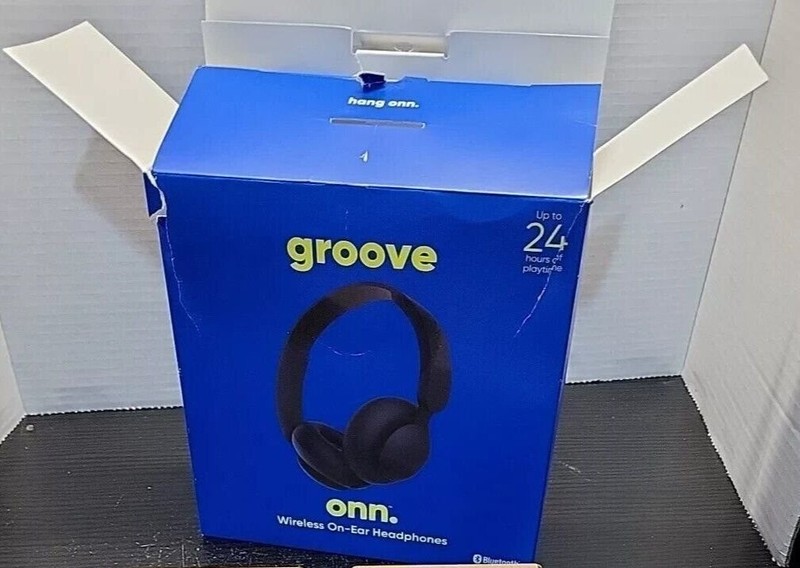 Onn Groove Wireless On Ear Headphones Black Bluetooth AAABLK100002890 Read Descr