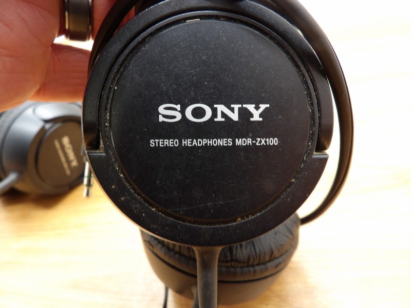 Lot Of 2 Sony MDR-ZX100 Stereo Headphones Black Tested & Works-FREE SHIPPING! gallery