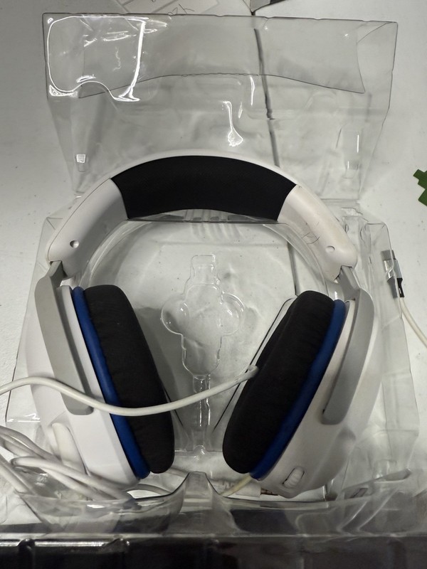 HyperX HHSS1C-KB-WT/G White Gaming Headset for PS4, PS5, (00024)