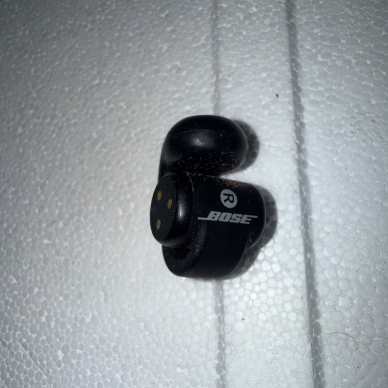 Bose Ultra Open Ear Bud *PARS/REPAIR*Right Side Only ( Will Not Charge)Black gallery