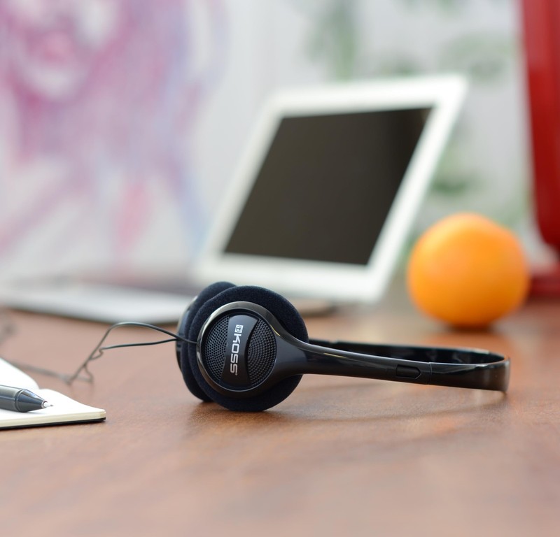 Koss KPH7 Lightweight Portable Headphone, Black gallery