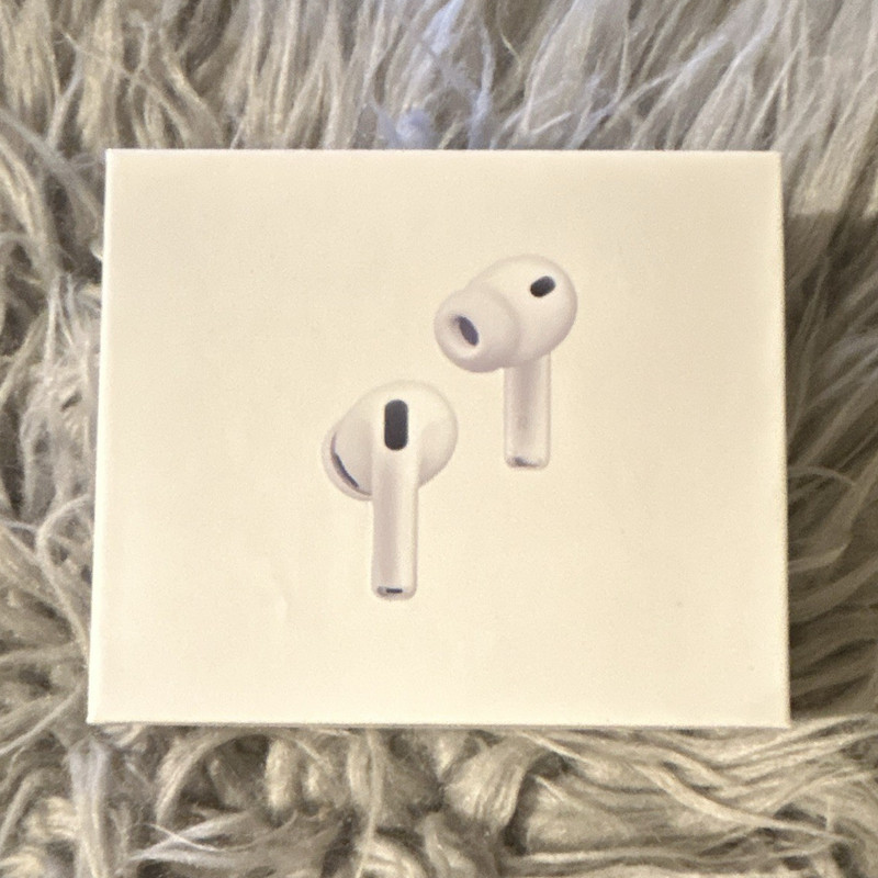 Apple AirPods Pro 3 In-Ear Wireless Bluetooth Earbuds w/ Charging Case White
