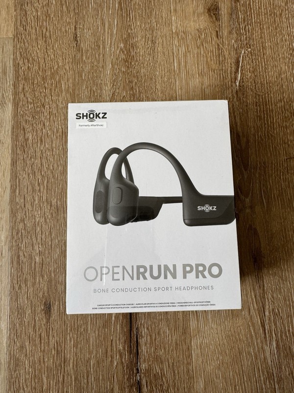 Shokz Black OpenRun Pro Bone S810 Conduction Open-Ear Sport Headphones NEW