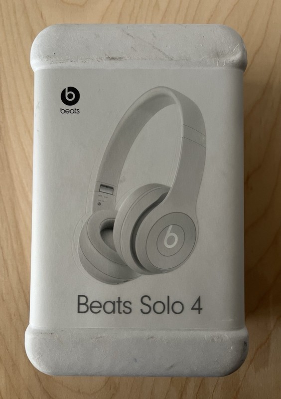 Beats Solo 4 On-Ear Wireless Headphones Apple Matte Gray BRAND NEW sealed
