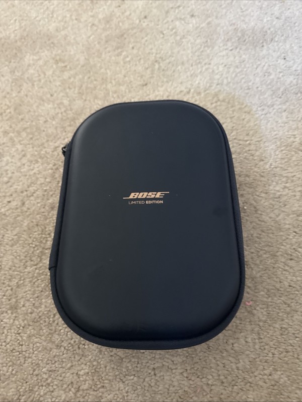 Bose QuietComfort 35 II Headphones – LIMITED EDITION Triple Midnight Blue QC35