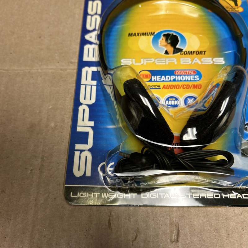 Jwin Super Bass Digital Headphones Light Weight JH-P30 New in Package gallery