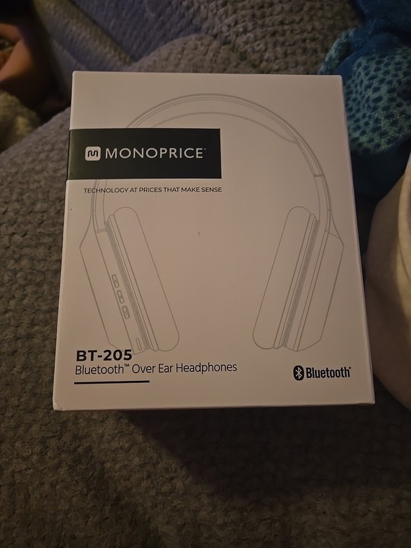 Monoprice BT205 BT 205 Bluetooth Wireless Headphones Ear Phones Foldable Black