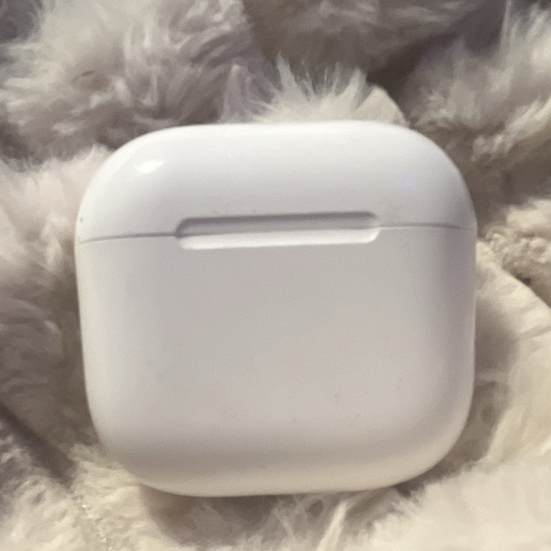 Apple AirPods 4 (ANC) White Bluetooth Wireless In-Ear Earbuds A3057