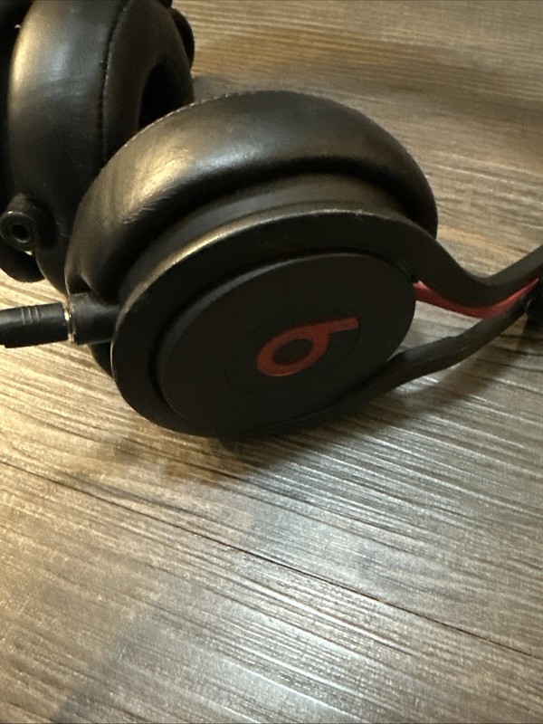 Beats Mixr by Dr. Dre Monster Edition Headphones – Black/Red Working Read gallery