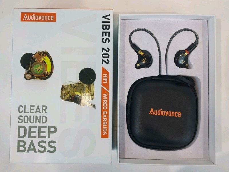 Vibes 202 Wired Earbuds in Ear Headphones, Noise Cancelling HiFi Audio Jack gallery