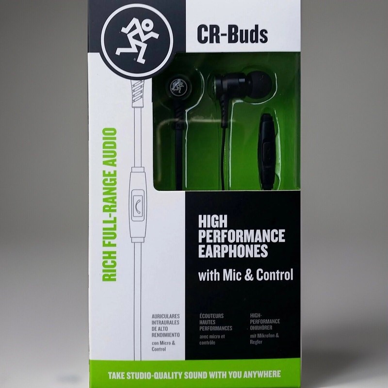 In-Ear Gaming Headphones with Built In Microphone And Passive Noise Isolation gallery