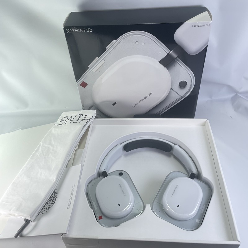 Nothing – Headphone (a) Wireless Over-Ear Bluetooth Headphones – White New B186