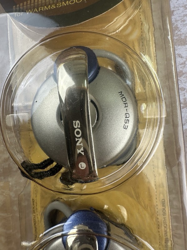Vintage Sony MDR-Q53SL Stereo Headphones Clip On Earphones Sealed NOS gallery