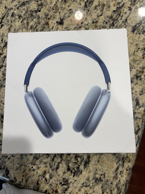 Apple AirPods Max Wireless Bluetooth Over-Ear Headphones, Blue/Silver gallery