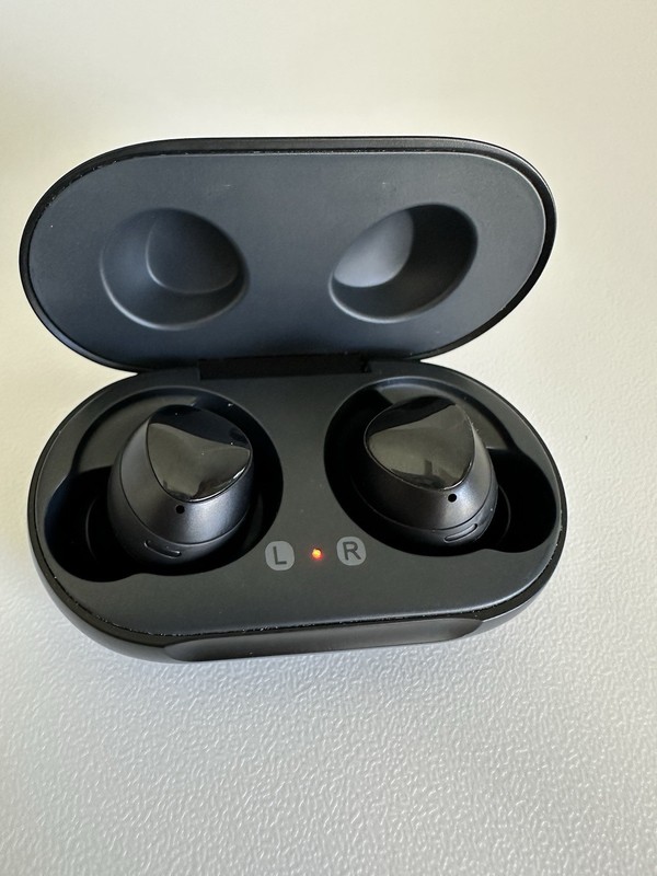 Samsung Galaxy Buds gallery