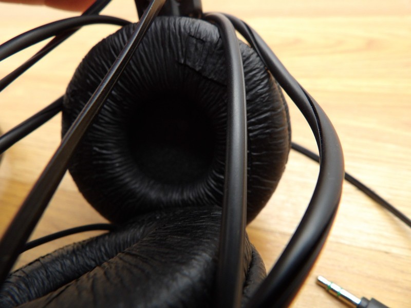Lot Of 2 Sony MDR-ZX100 Stereo Headphones Black Tested & Works-FREE SHIPPING! gallery