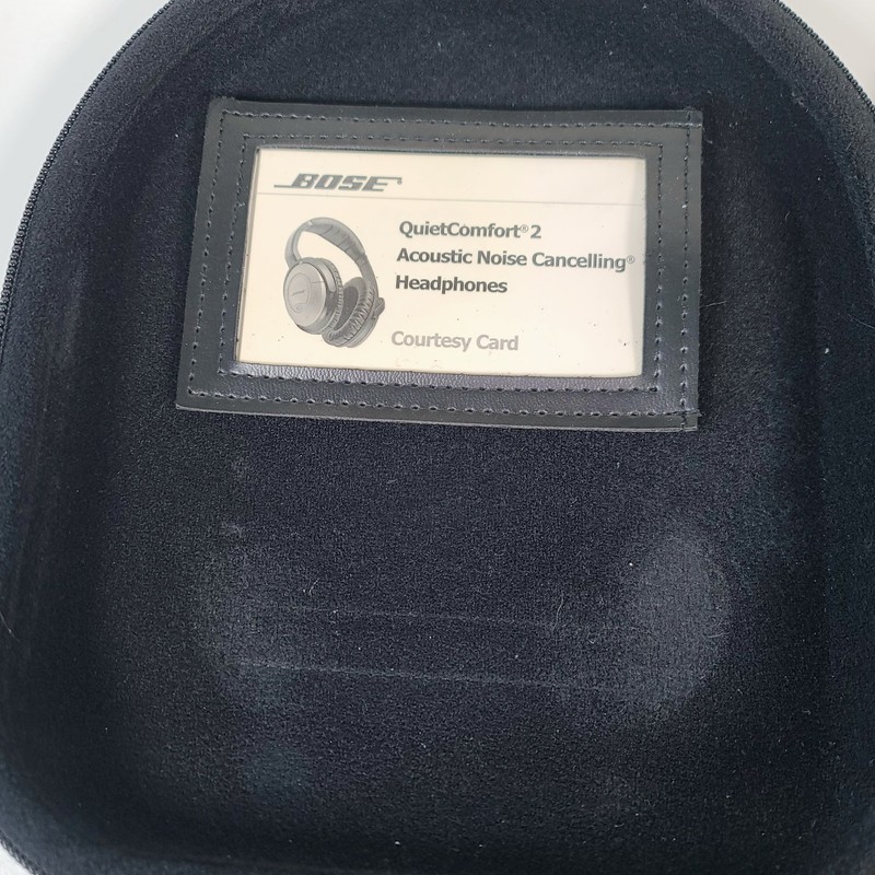 Bose QuietComfort 2 Acoustic Noise Cancelling Wired Headphone w/ Protective Case gallery