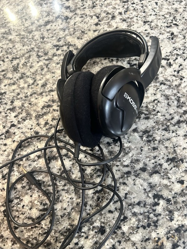 UR20 Over-Ear Headphones, Flexible Sling Headband, Black