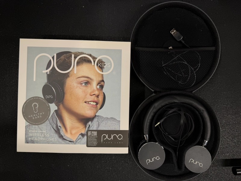 Puro Sound Labs BT2200 Plus Kids Volume-Limiting Headphones w Case And Box