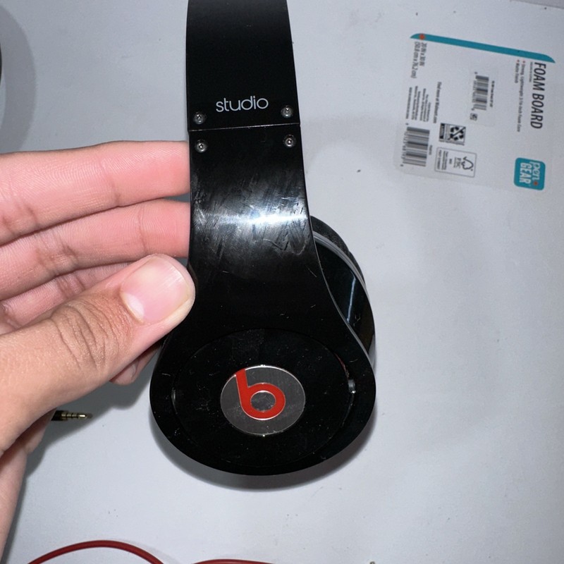 Beats by Dr. Dre Studio 1st Gen Black & Red Wired Headphones With Case TESTED gallery