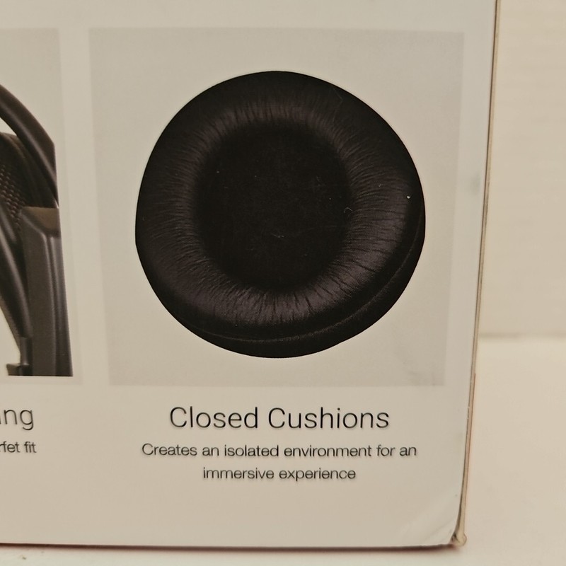 Koss UR20 Over-Ear Full Size Headphone Black KSSUR20 gallery
