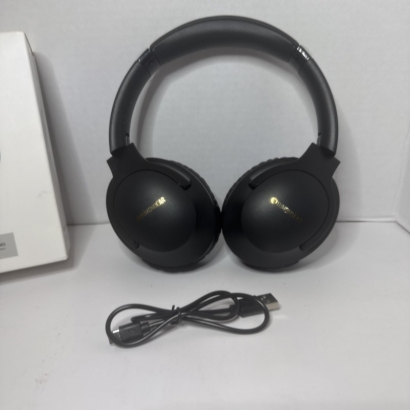 Yumondear Black Wireless Headphones Bluetooth Focus 1 gallery