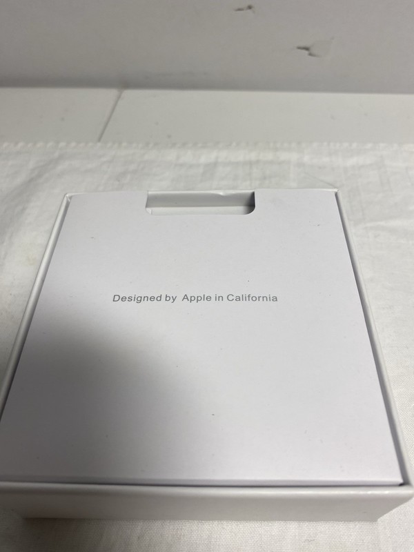 Apple AirPods 2nd Gen w/ Charging Case A2032 A2031 A1602 Genuine gallery