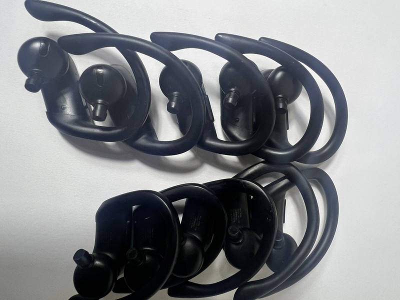 Lot of 10 (5 Pairs) Beats by Dre A2453 Black Powerbeats Pro Wireless Headphones! gallery