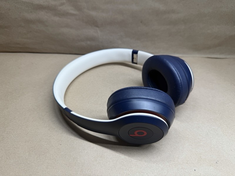 Beats SOLO 3 Dr. Dre Wireless Headphones