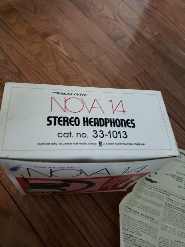Realistic Nova 14 Stereo Headphones Original Box + Instructions Only Radio Shack gallery