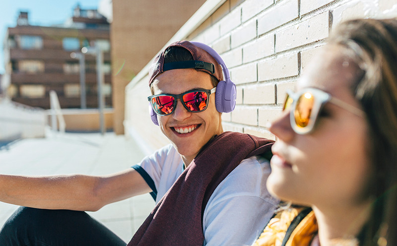 JBL Tune 670NC, Adaptive Noise Cancelling Wireless On-Ear Headphones gallery