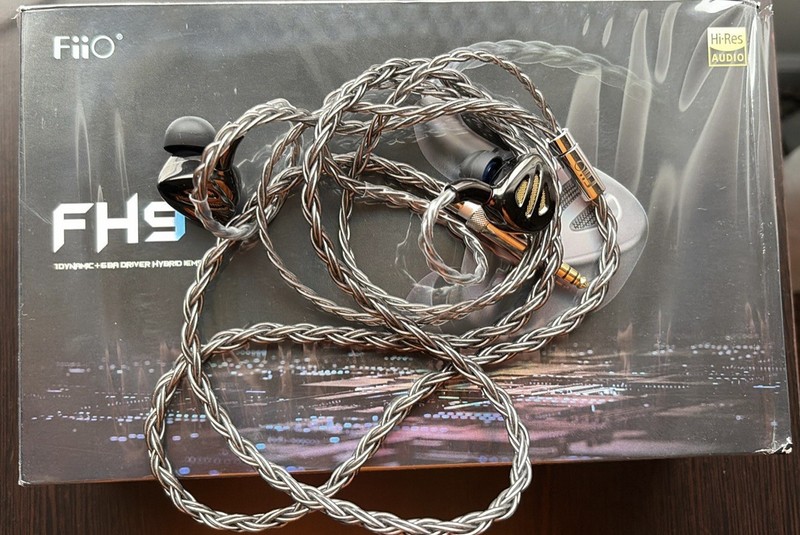 FiiO FH9 1DD+6BA Flagship Hybrid DLC IEMs Earphone