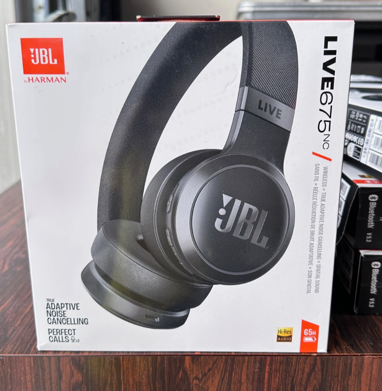 Jbl Live675nc Headphones Adaptive Noise Cancelling open box