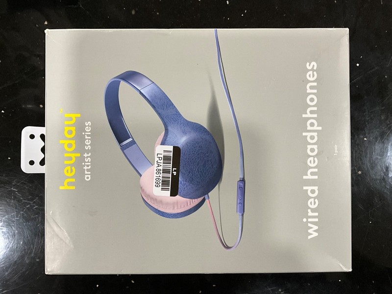 Heyday Artist Series Wired Headphones With 3.5mm Aux Plug & Microphone Lavender