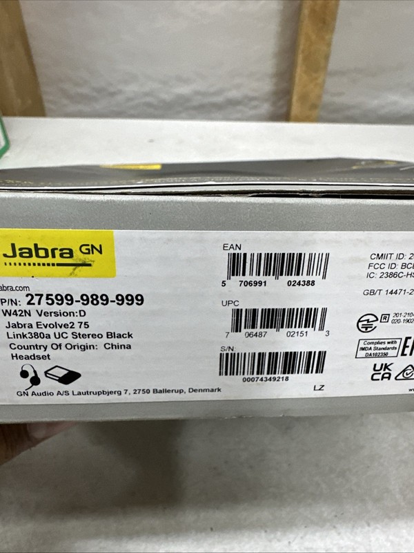 Jabra Evolve2 75 USB-A Wireless Headset w/ 8-Microphone Technology 27599-989-999 gallery