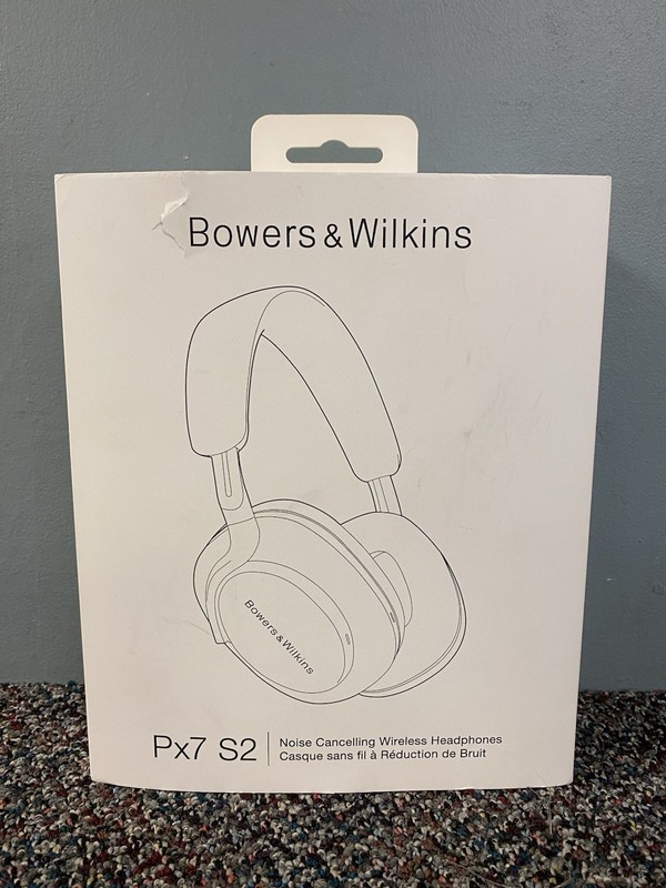 Bowers&Wilkins px7 s2 headphones Read Description