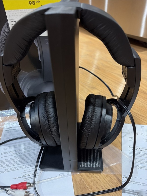 Sony MDR-RF985R Over Ear Headphones - EUC. MISSING CHARGER. gallery