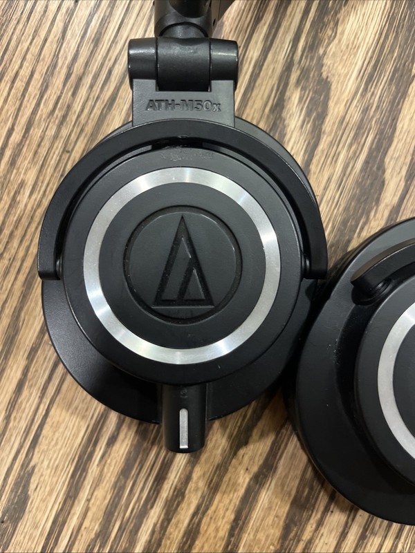 Audio-Technica ATH-M50x (Professional Monitor Headphones) Black- No Cord gallery