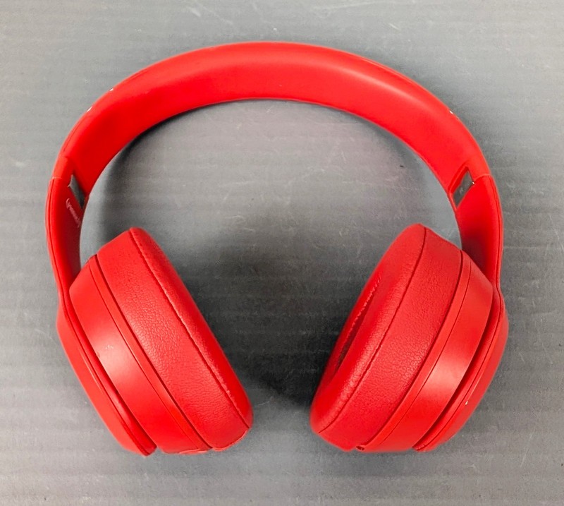Beats By Dre PRODUCT RED Solo3 Bluetooth Headphones A1796 Limited Edition